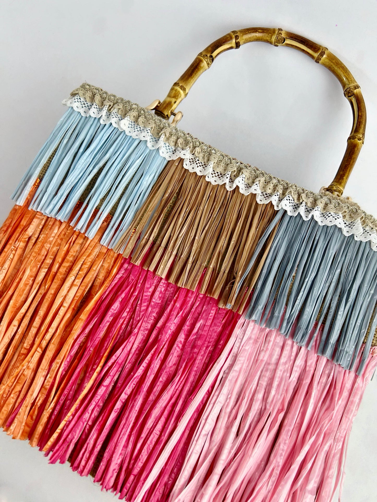 Borsa in Juta con frange